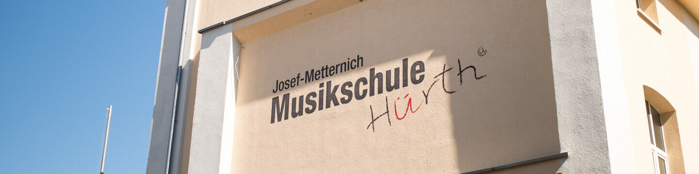 Josef Metternich-Musikschule Logo an der Gebäude